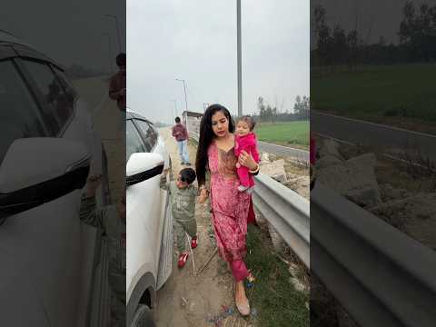 Highway Par Gadi Kharab Ho Gae 🚗 #highway #car #minivlog #shorts #vlog