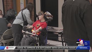 Students with special needs host Wax museum in American Fork