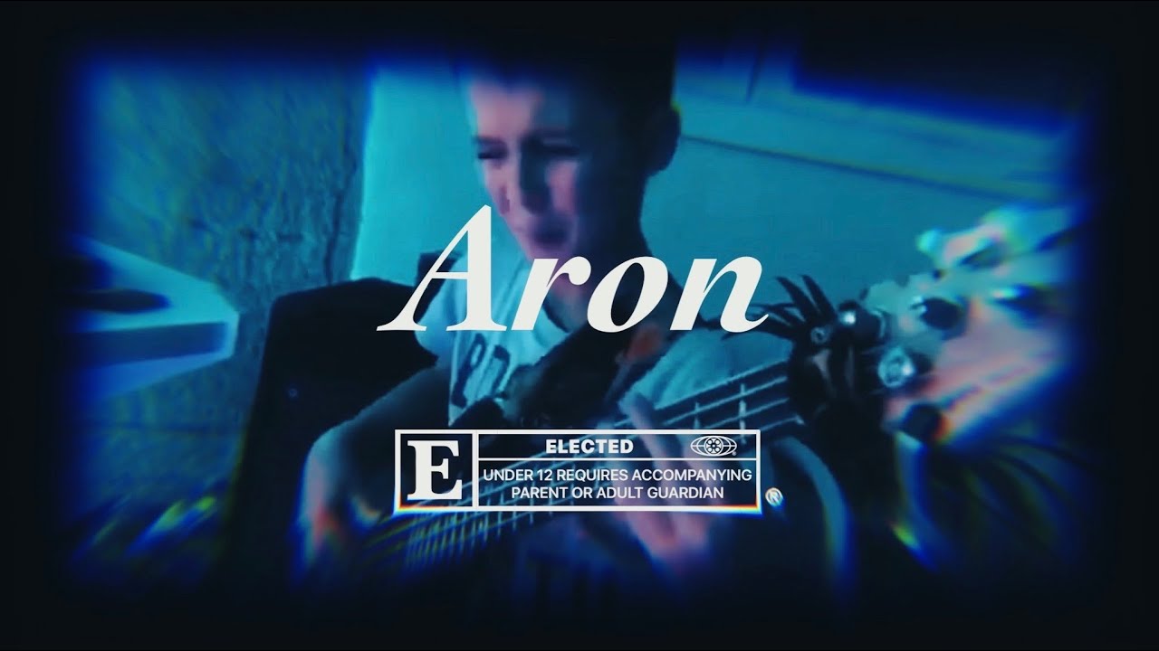 ARON Hodek, ‘The Bassist’ [HD] - YouTube