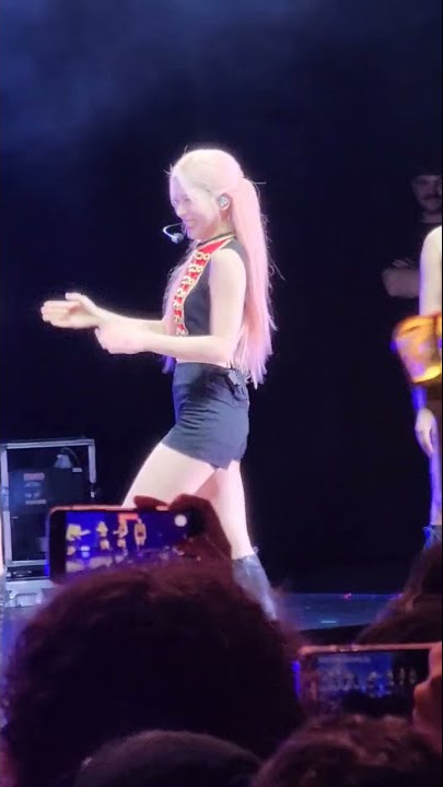 Loona's Kim lip