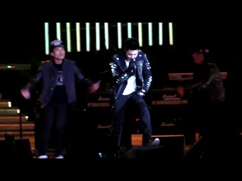 周湯豪(2/2)"Wake Up"(1080p)@夢時代2011跨年晚會 🏆