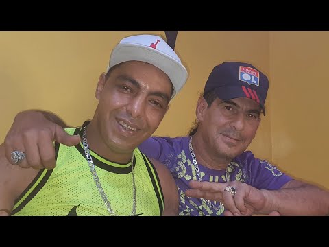 محمد المستظراف السلاوي فجلسة صلح مع Wahid Officiel بعد وقوع نزاع كبير بيننا