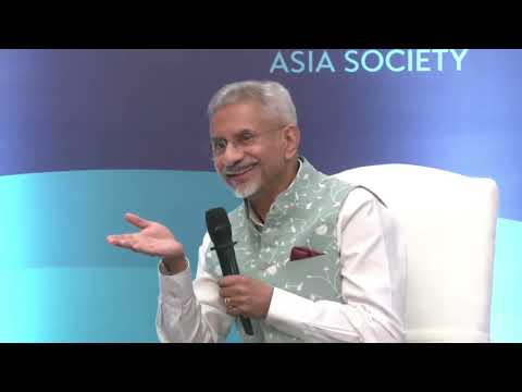 In conversation with Dr. Kyung-wha Kang of Asia Society.