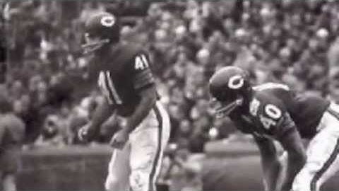 GALE SAYERS WITH INSIGHT ON BRIAN PICCOLO & THE MOVIE "BRIAN