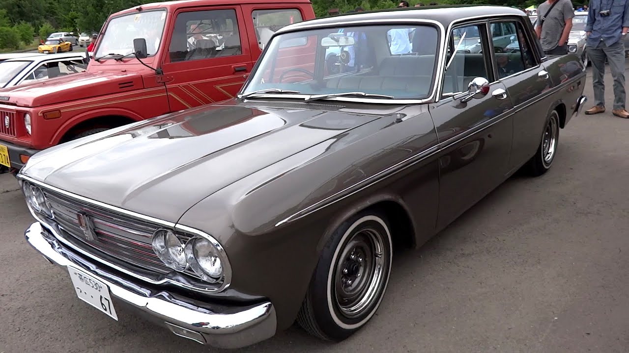 Toyota town crown