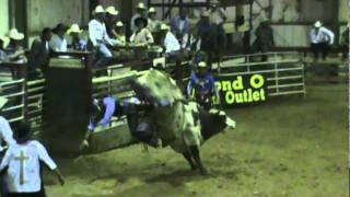 Blake Sharp bucking bulls