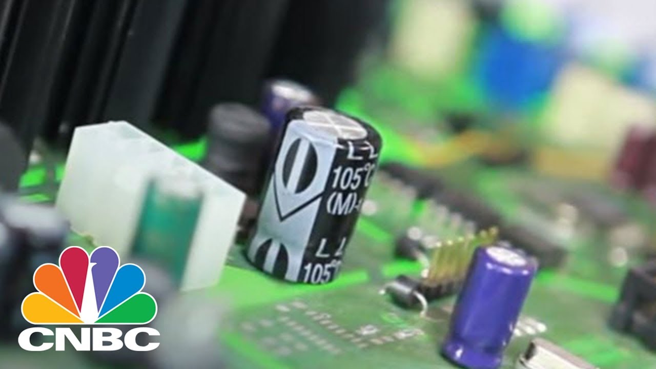 Apple Is Updating Its Software To Combat Chip Security Holes | CNBC