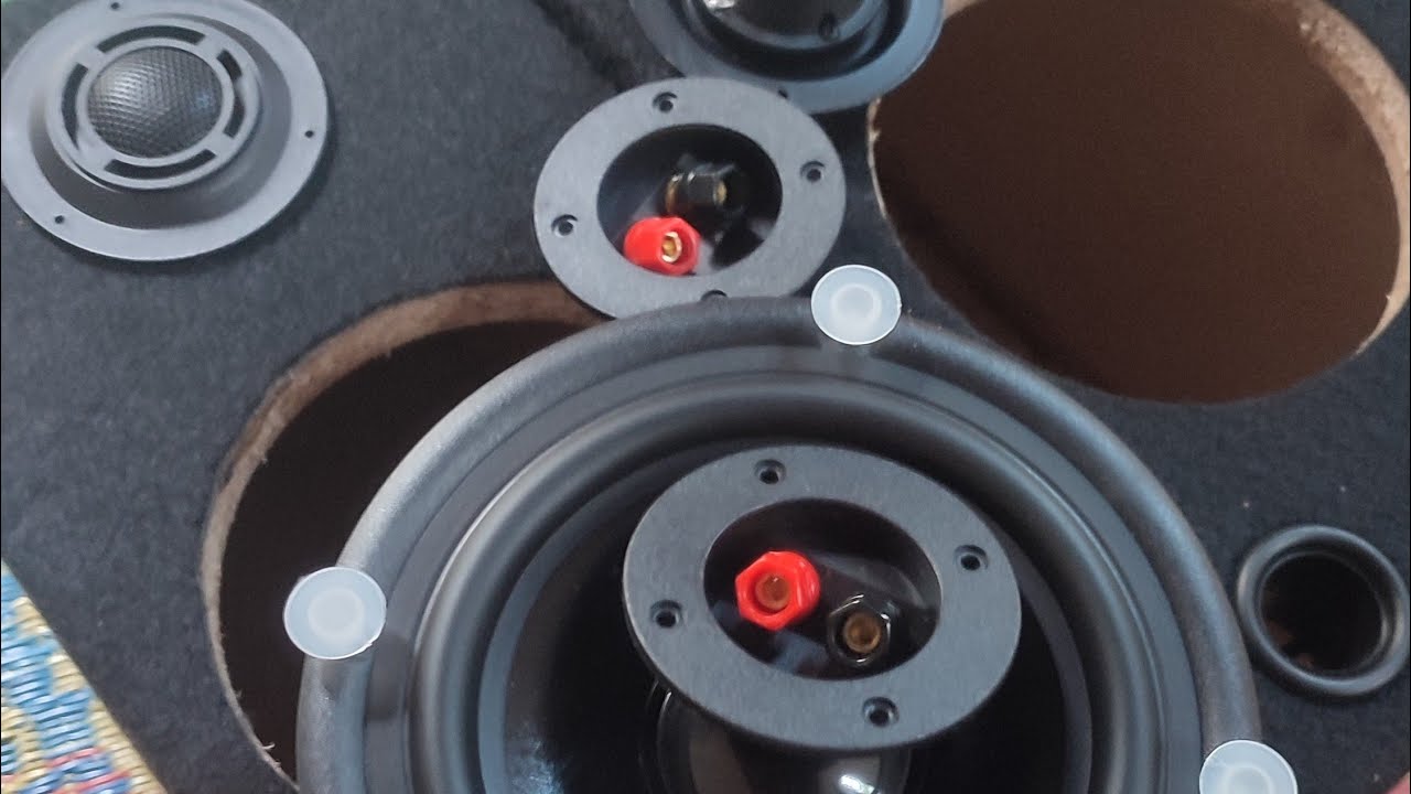 Rakit Sound Monitor Buat Studio Remix - YouTube