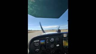 Landing a C172 *no interference with flight ops #aviation #airplane #pilot #cessna #ppl #canada #YYC
