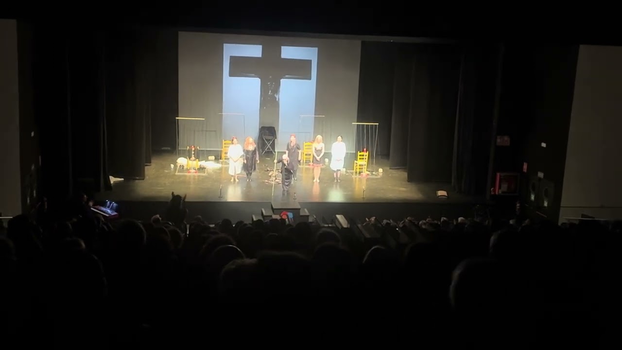 Aplausos Bernarda Alba Teatro Musical Jesús García Amezcua Entresueños Kintsugi