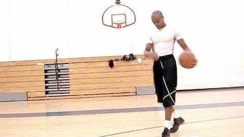 Crossover Dribble Behind-Cross Pullup Jumper Pt. 2 | Kyrie Irving Moves | Dre Baldwin