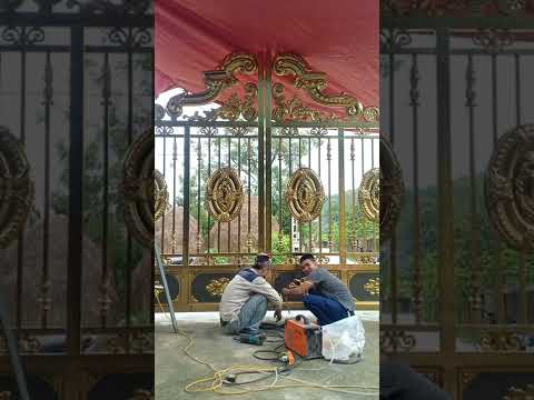 Video Mẫu cổng inox mạ vàng đẹp nhất 0921497999(1) - youtube