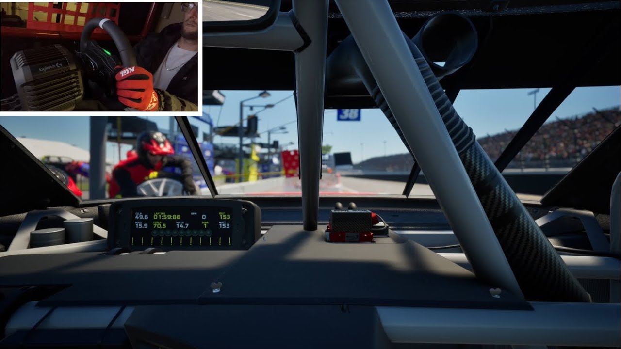 Тренировки лиги NASCAR 25 на трассе WWT Raceway.