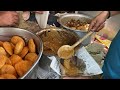This Place Famous for it's Khasta Kachori Since Last 25 Years | 2 Piece 30 Rs | Indian Street Food
