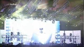 04 - Deadmau5 - Ghosts N Stuff (Live at Roskilde Festival 09-07-2011)