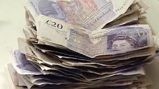 Libra esterlina em baixa face ao dólar por clima de incerteza eleitoral - economy