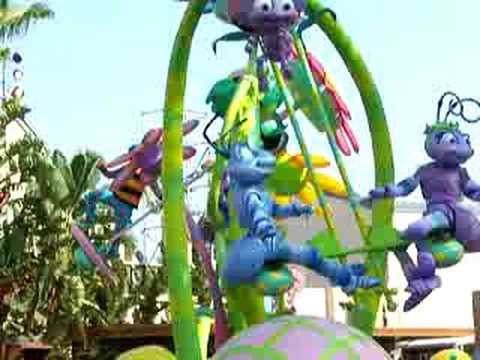 PIXAR PLAY PARADE (A BUGS LIFE) - YouTube