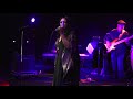 India at Joe&#39;s Live Rosemont Chicago - Costumbres