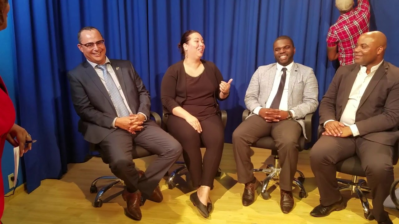 achter-de-schermen-bij-apintie-tv-suriname-2-youtube