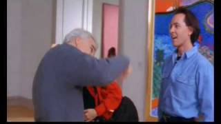 La Story - Art Gallery Scene