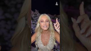 Νατάσα Θεοδωρίδου Έναρξη live Natasa Theodoridou Μ´ένα Φορτηγό τραγούδια Κατράκειο θέατρο Νίκαιας