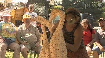 Fair 2009: Chainsaw Carving