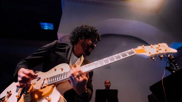 Gretsch White Falcon + Line 6 Helix | GuitarCam - ...