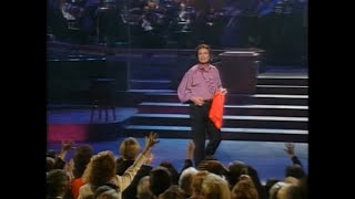 Engelbert Humperdinck – Unchained Melody (Engelbert Live (at the Forum in Los Angeles 1995) HQ