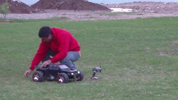 Redcat Rampage Big Jumps, testing new launch ramp, unedited video by nanoali