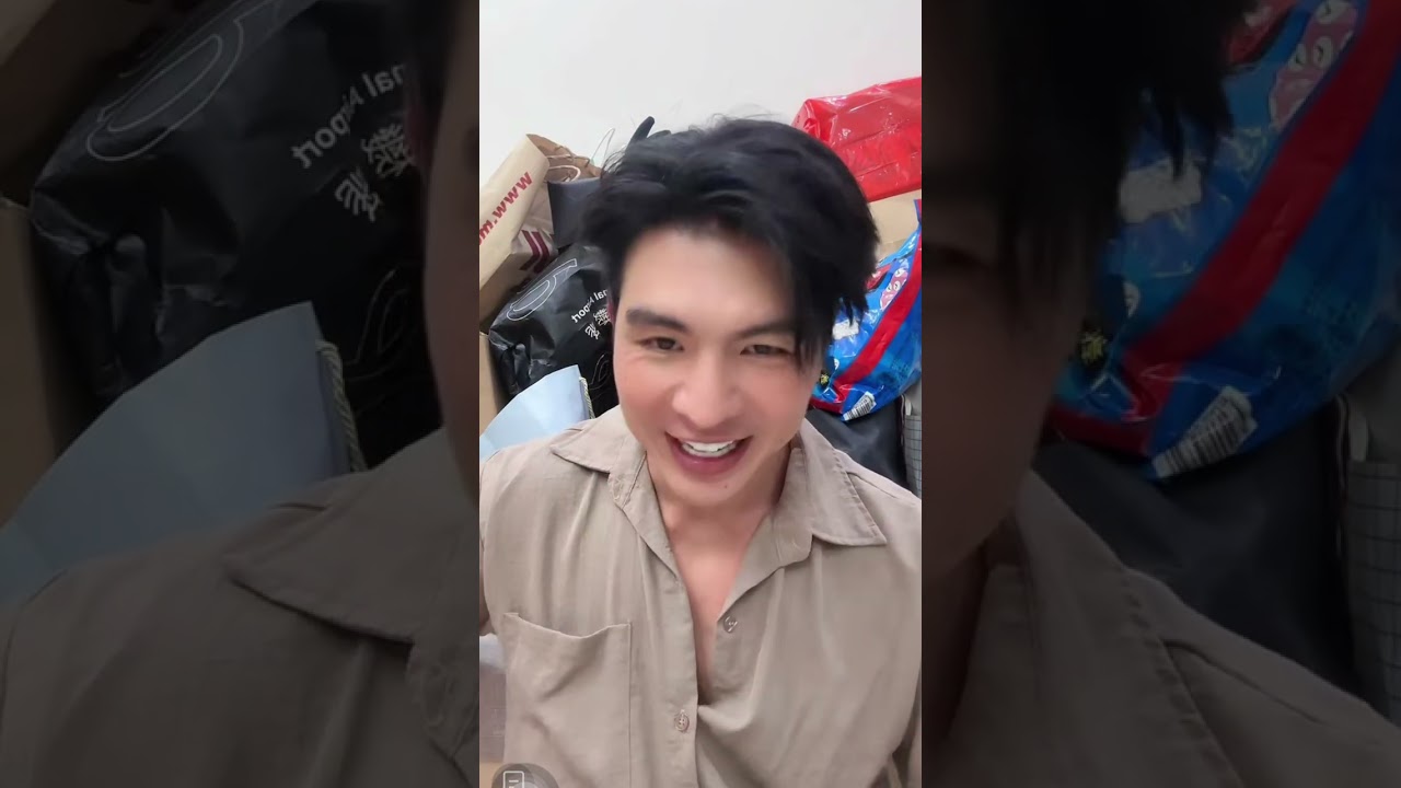 18.10.2025 - STEVEN NGUYỄN's TIKTOK LIVESTREAM