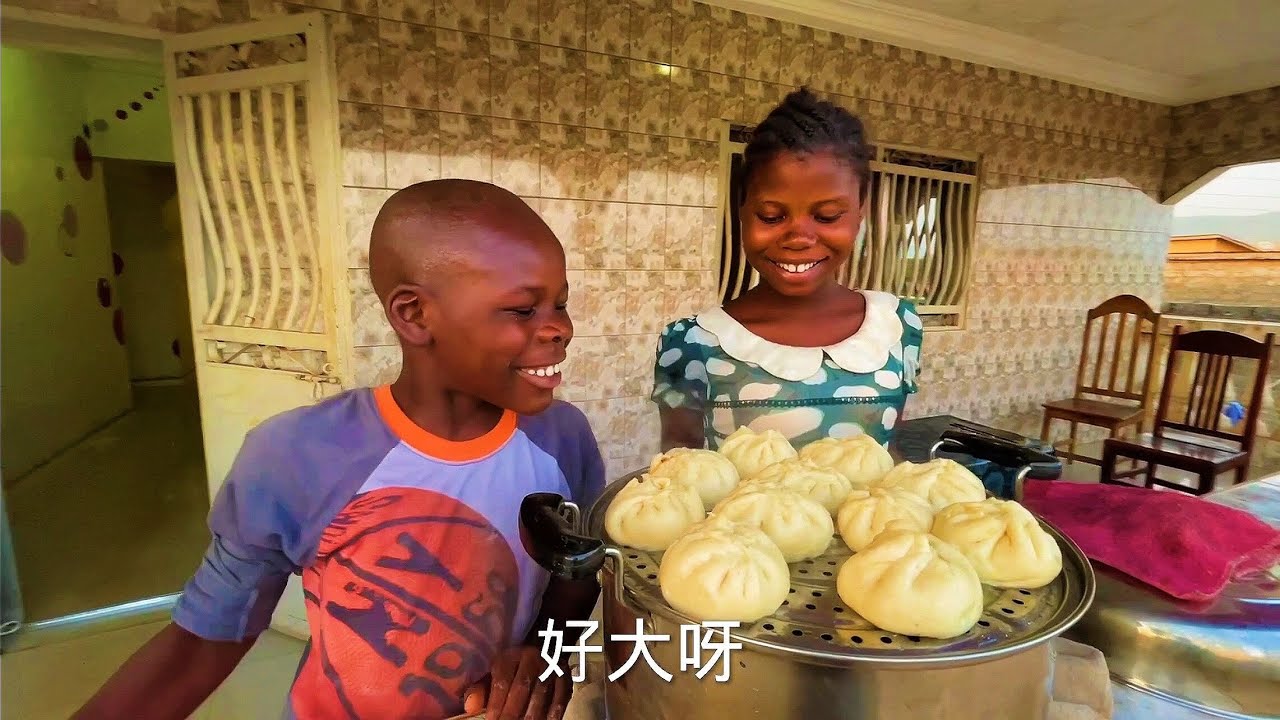 难得做一次肉包子，就应该果断锁门，蹭饭队伍进不来，果然发挥稳定，今天的大肉包子好看又好吃