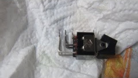 Commodore 64 repair: a power related black screen and dead keyboard CIA