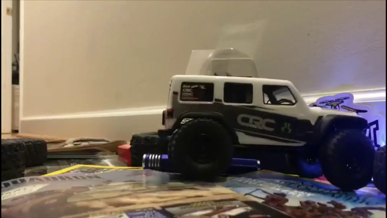 Axial Racing SCX24 2019 Jeep Wrangler indoor crawl - YouTube