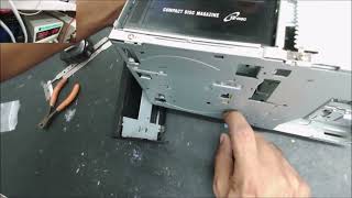 Pioneer CDX M2016 2568332 12 CD changer error not reading the disk