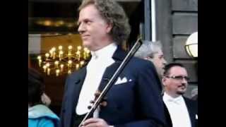 ANDRÉ RIEU & JSO - TUNING INSTRUMENTS (MAASTRICHT 2012)