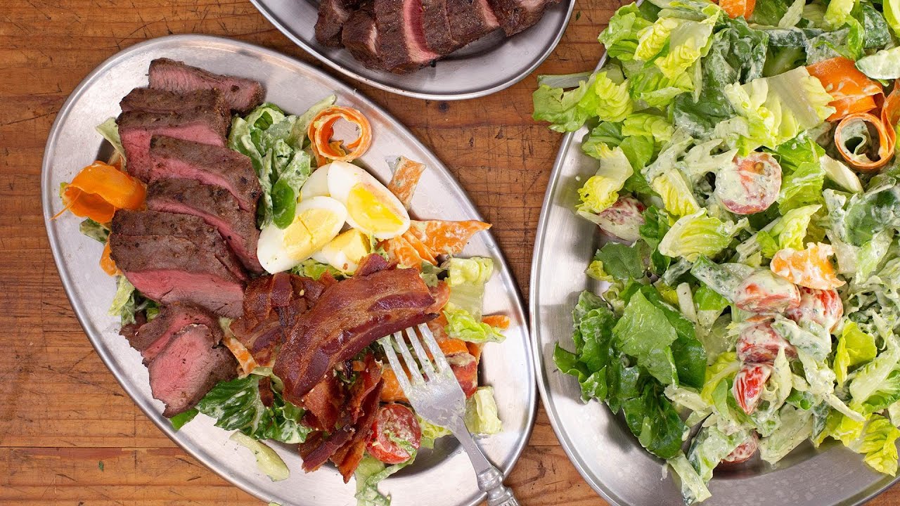 How To Make Steak Cobb Salad with Blue Cheese Vinaigrette by Rachael | Rachael Ray Show