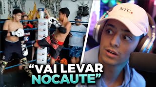 ALEATÓRIO: LOUD CORINGA REAGINDO À LUTA DE MUAY THAI KIDS!