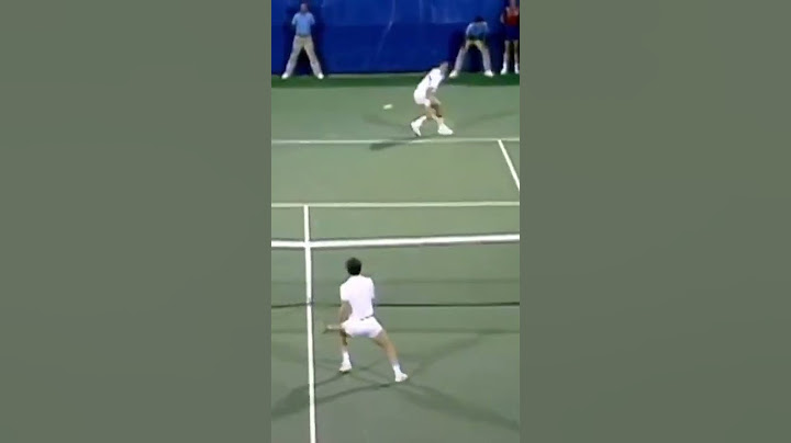 John McEnroe's STUNNING winner! 🔥