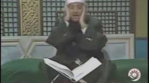 الشيخ عبدالباسط عبدالصمد  بالفيديو تلاوة رهيبة تخشع بها القلوب !!