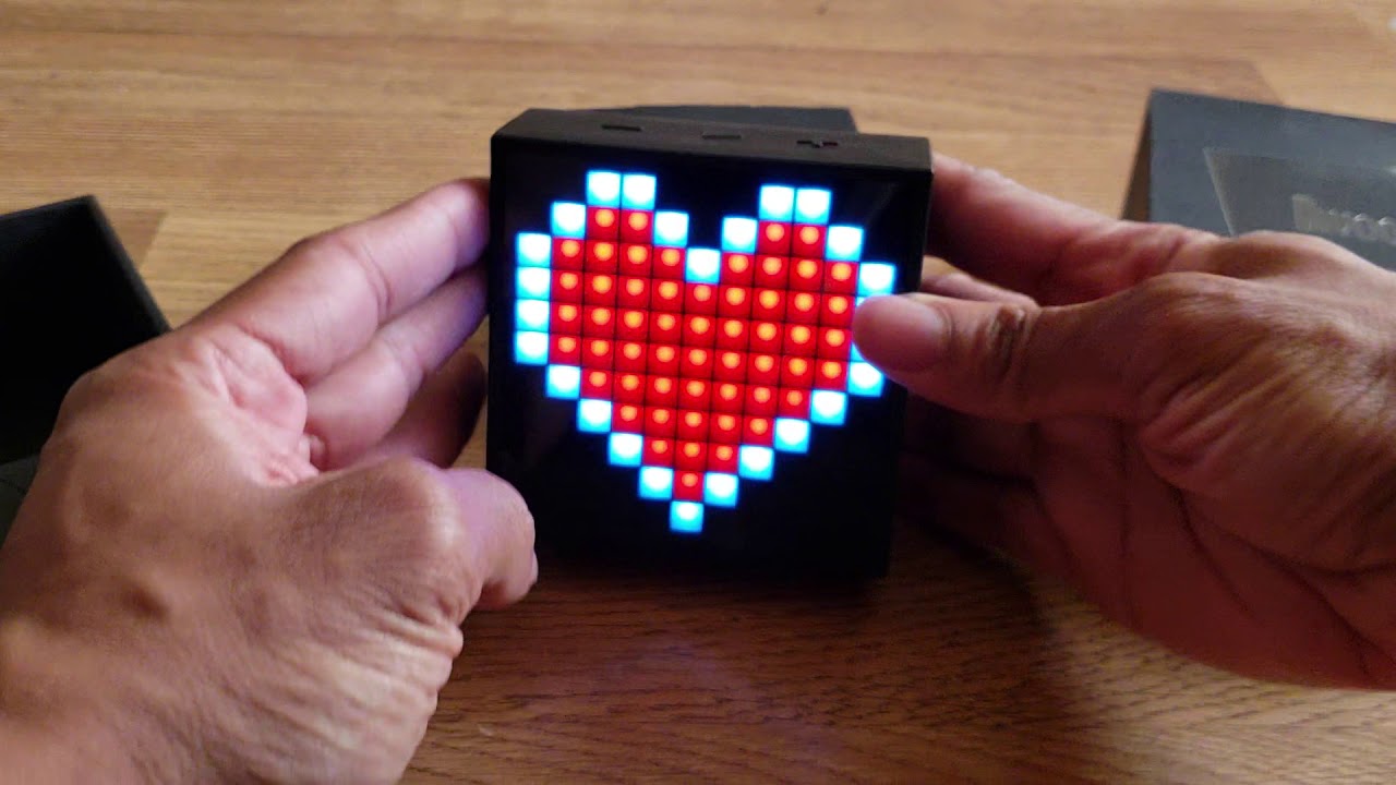 AuraBox 2.0 DiVoom TimeBox UNBOXING AND FIRST IMPRESSION VIDEO - YouTube