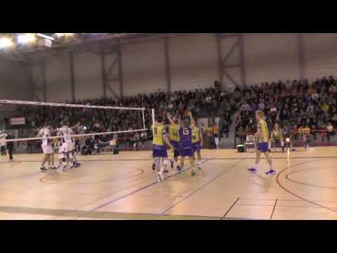 Athletisme En Convalescence Mohamed Moussaoui Avec A Subi Une Operation Youtube