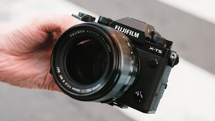 FUJIFILM X-T5 — first look review in Japan