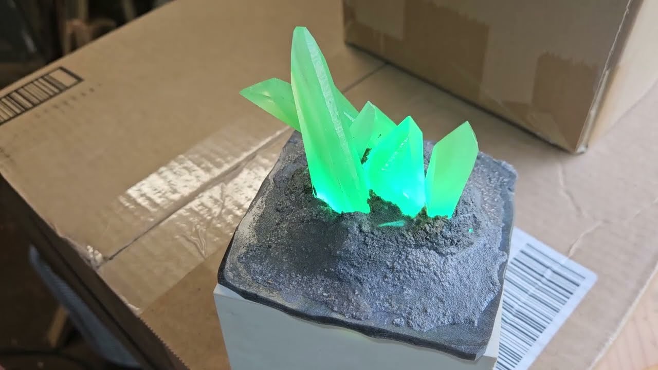 Making the UV Light Housing    (For the Kryptonite Box)