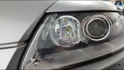 Changer l'ampoule des veilleuses sur Audi A6 ?