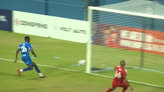 Hougang's Kibunguchy intercepts poor pass to punish Young Lions! | Singapore Premier League 2025/26