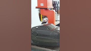 The five-axis machining center efficiently makes complex parts with high precision. #cnc