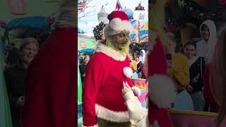The Grinch💚#foryou #usa #funnyvideos #usa🇺🇸 #universalstudios #funny #grinch #fyp