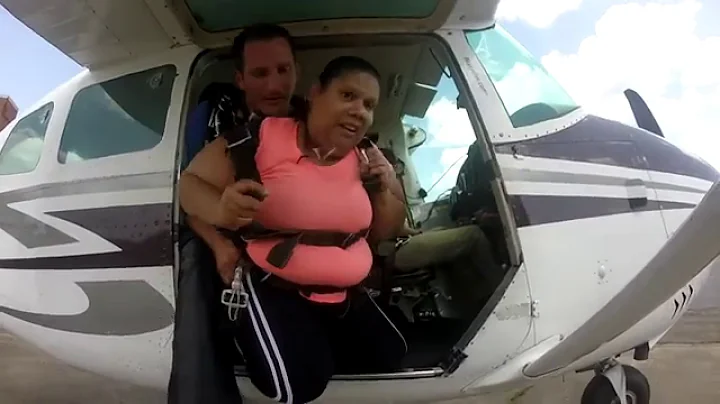 Elizabeth Ortiz's Tandem skydive in Northeast PA!