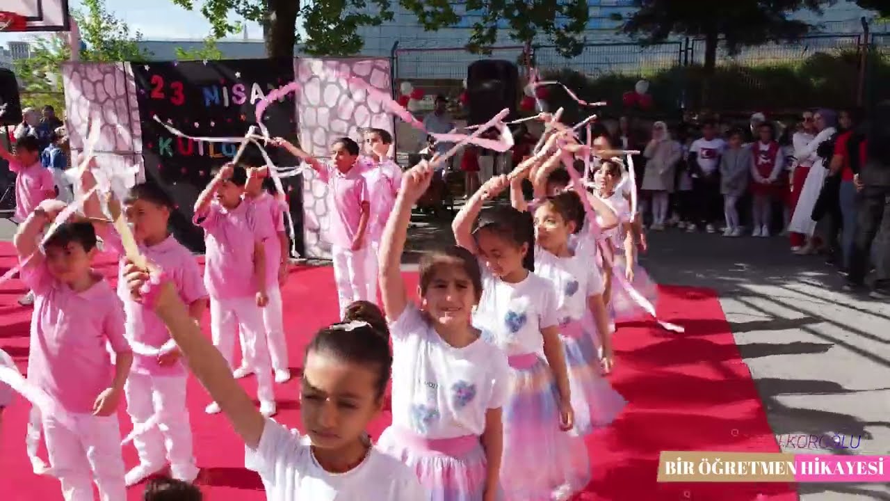 ÇELİK ATAM 23 NİSAN GÖSTERİSİ İSTANBUL ESENYURT NAMIK KEMAL İLKOKULU 2-C SINIFI SENEM KÖROĞLU