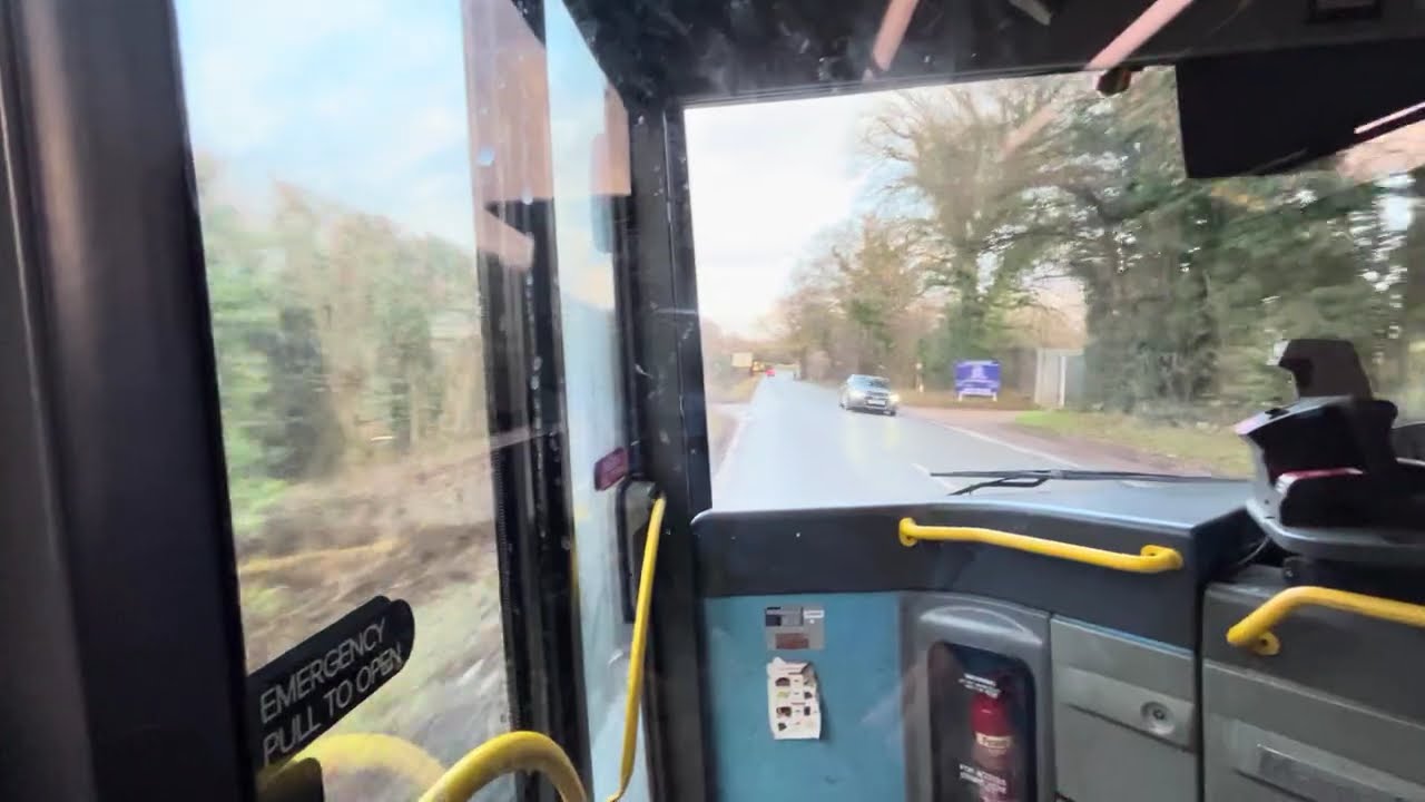 Carousel Buses - Hemel 1 - 80881 BT09 GOX - Chesham Broadway to Hemel Hempstead (Marlowes)